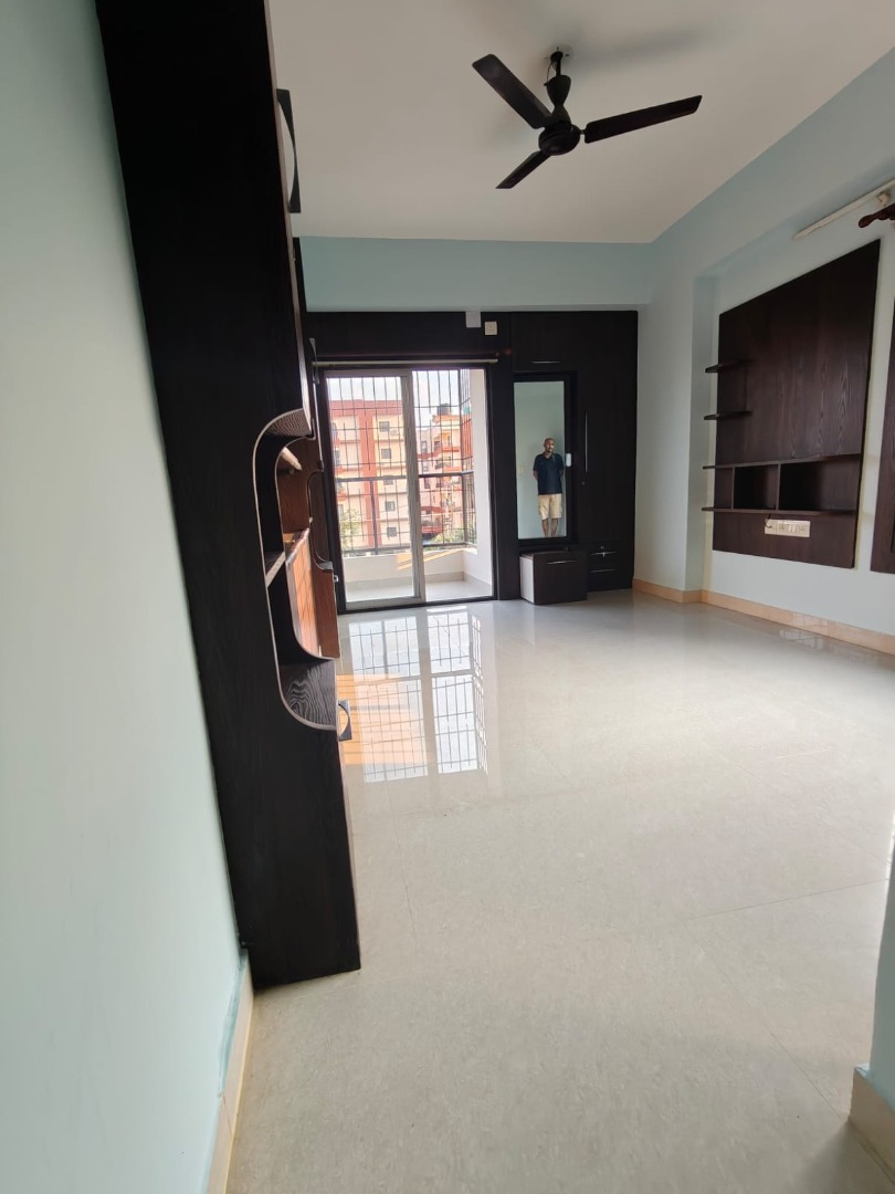 Semi Furnished 3bhk in Sixmile Flyover, Jaya Nagar, Six Mile, Guwahati, Assam, India for Rent